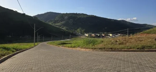 Vende-se lote  em Tarumirim valor R$ 270 mil